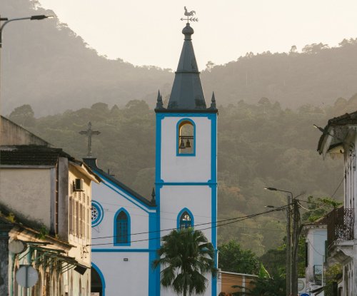 Vista exterior da Igreja de Santo António, a capital da Ilha do Príncipe